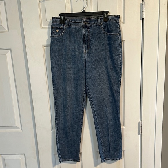 Gloria Vanderbilt Jeans size 14 - Picture 1 of 4